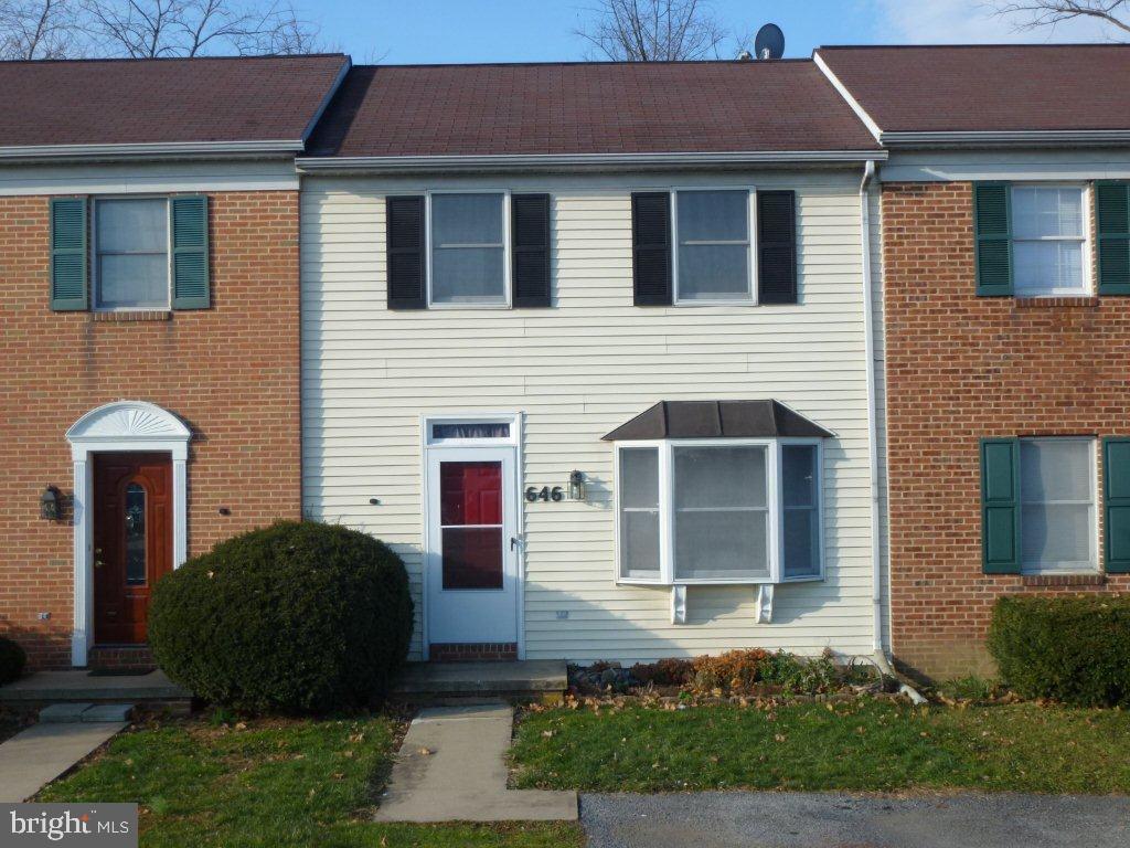 646 South Cedar Street Lititz, PA 17543 - Photo 1 of 9