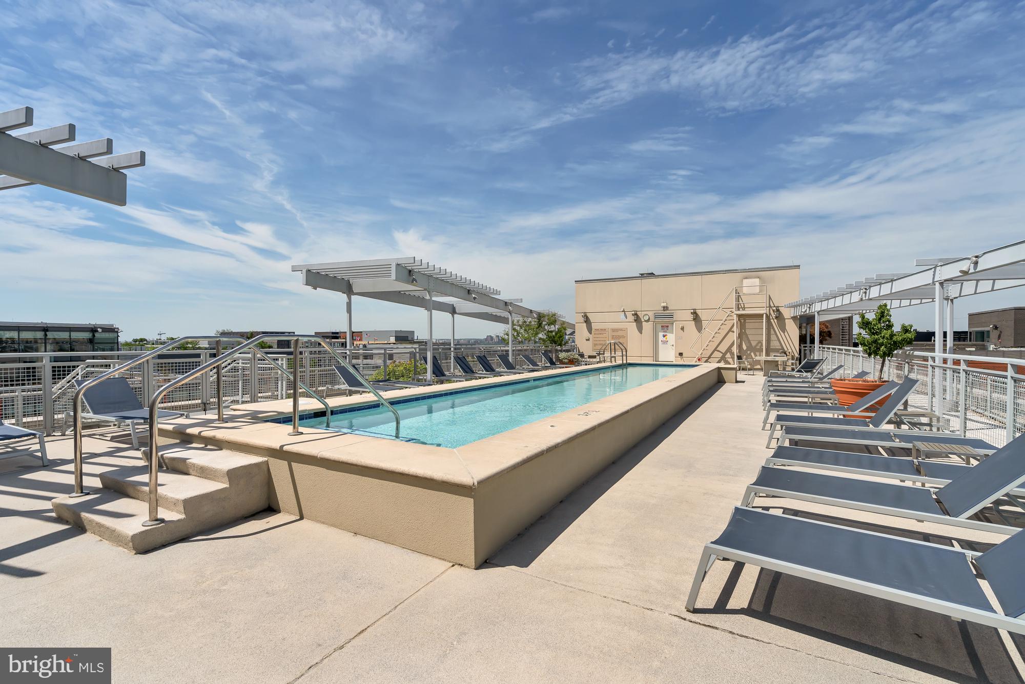 1025 First Street Southeast, Unit 311 Washington, DC 20003 - Photo 32 of 39 Rooftop pool