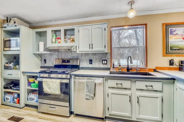 $233,000 | 6920 2nd Street North, Moorhead, MN 56560