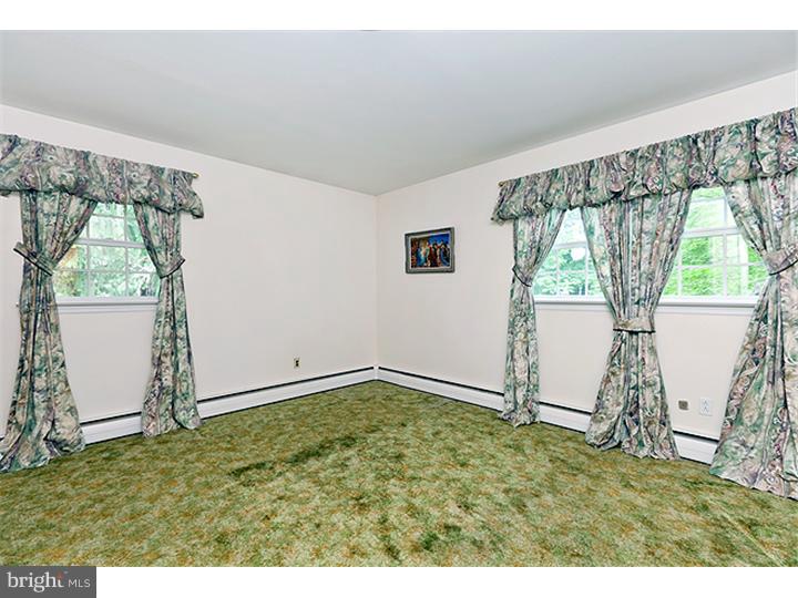 479 Federal City Road Pennington, NJ 08534 - Photo 9 of 17