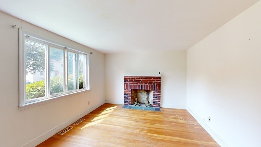 18 Ayles Road Boston, MA 02136 - Photo 10 of 42 Gallery Image 10