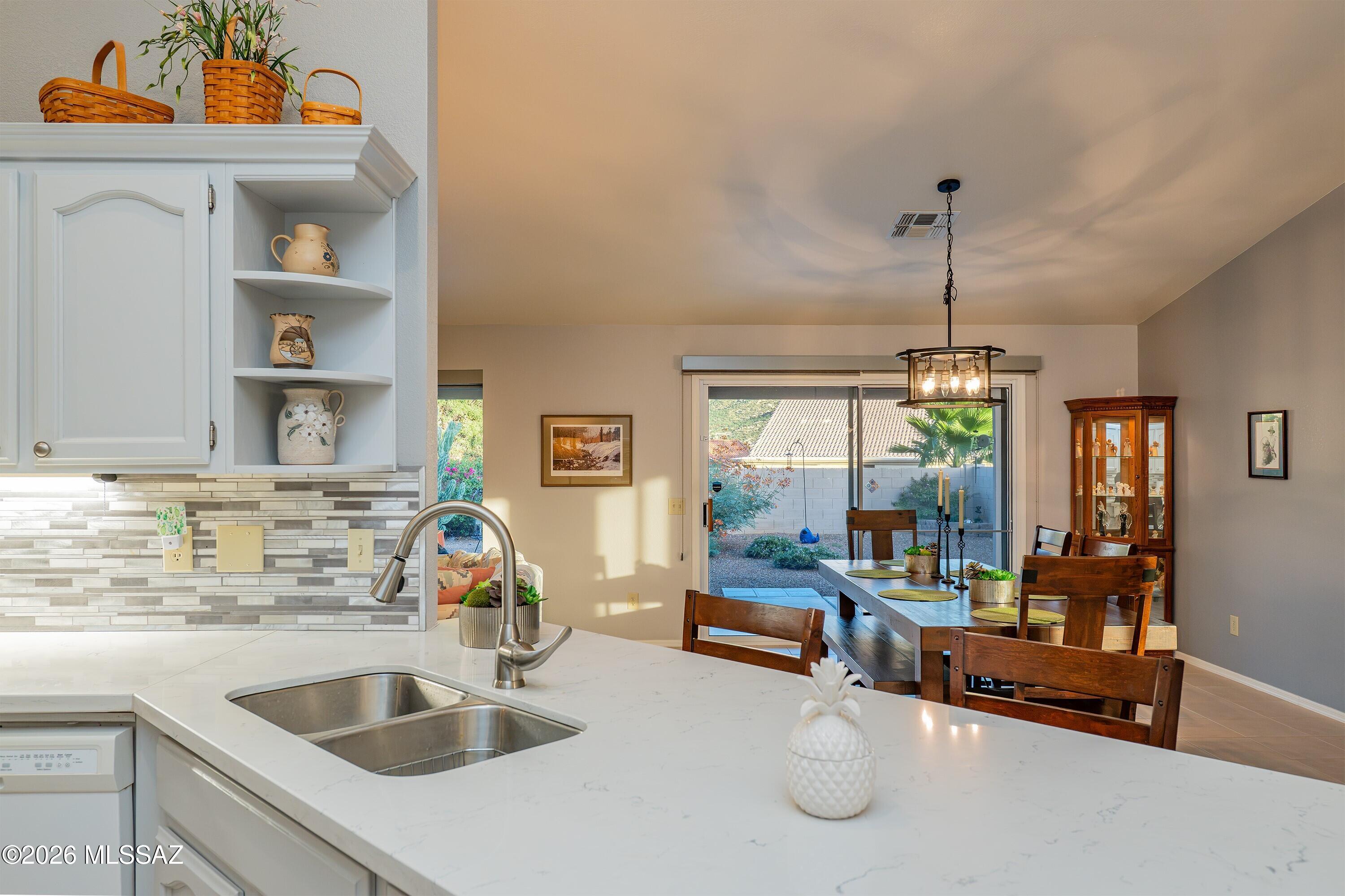 38243 South Golf Course Drive Tucson, AZ 85739 - Photo 12 of 42 Kitchen