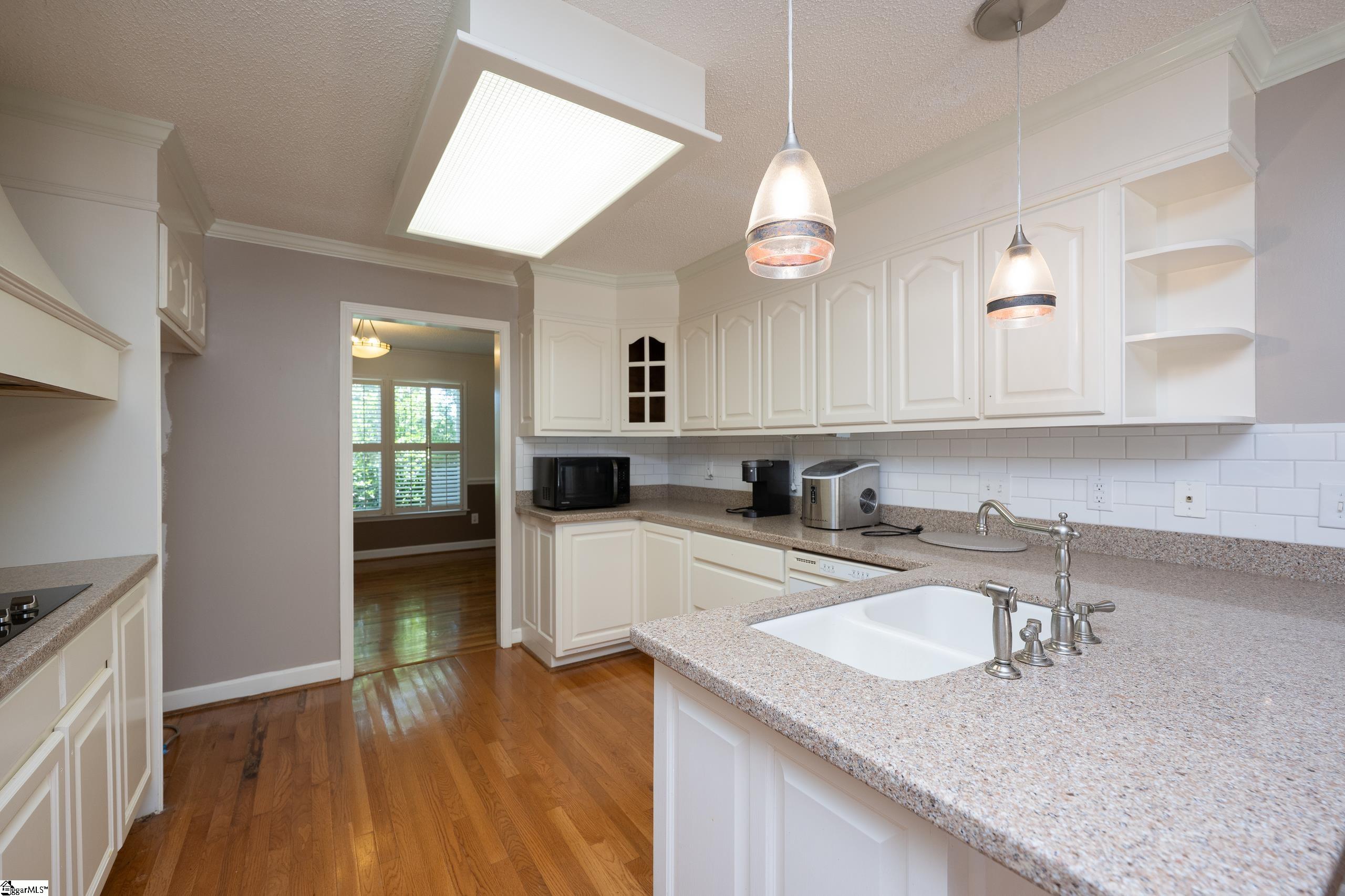322 North Rutherford Road Greer, SC 29651 - Photo 10 of 40