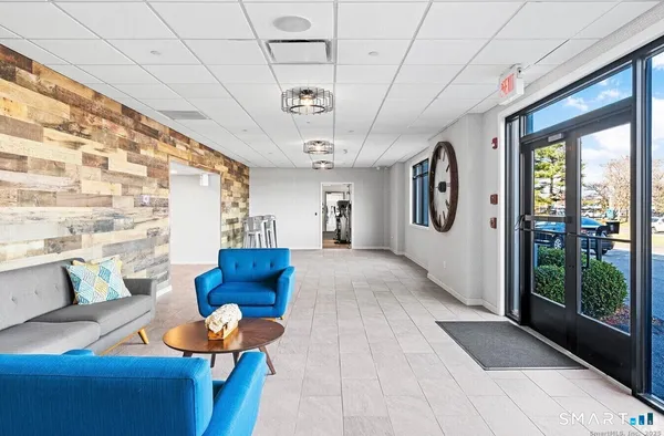 $1,975 | 225 Lordship Boulevard, Unit 1I, Stratford, CT 06615