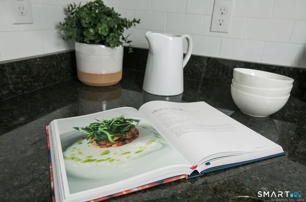 $1,975 | 225 Lordship Boulevard, Unit 1I, Stratford, CT 06615