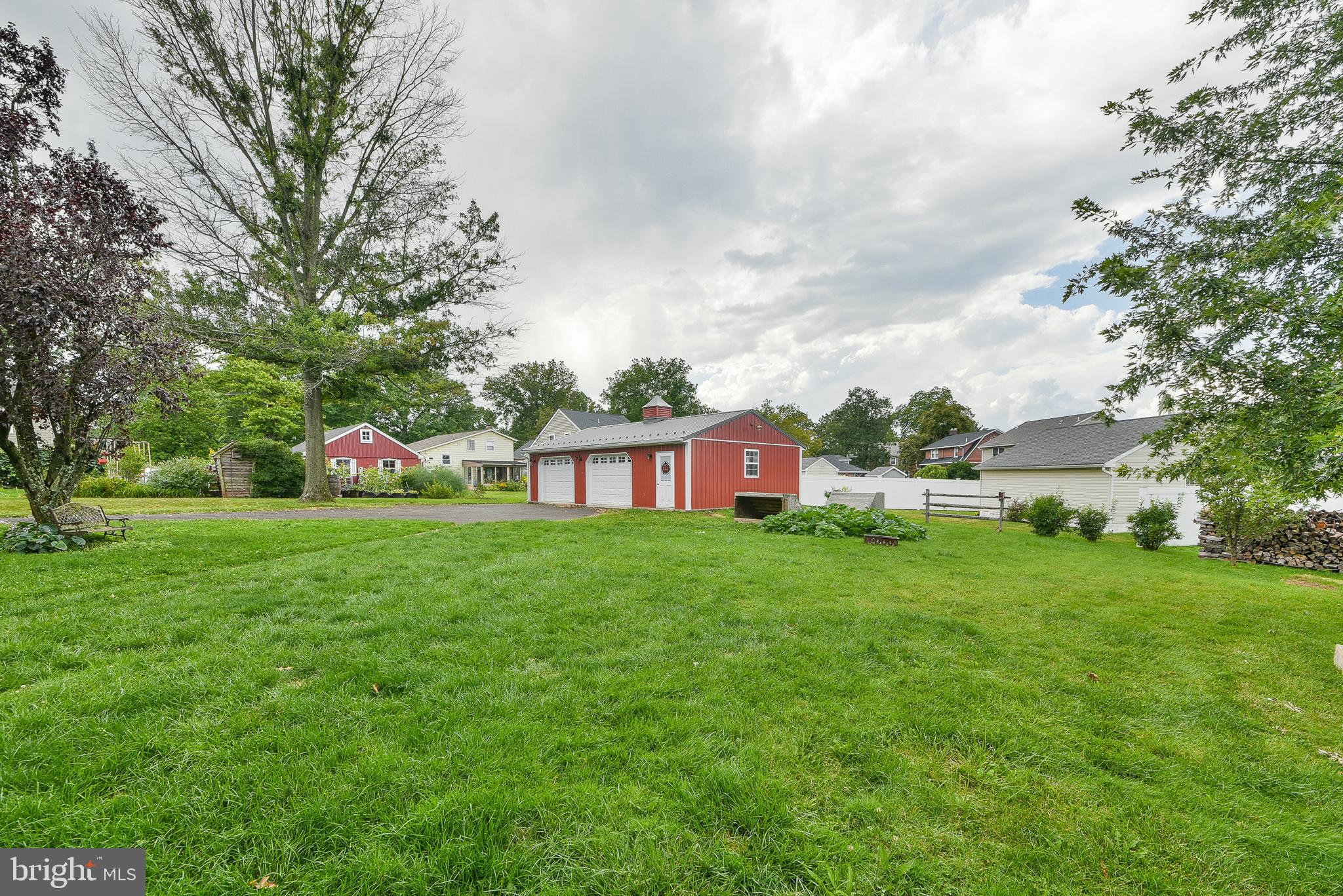 53 West Reliance Road Souderton, PA 18964 - Photo 23 of 24 Yard