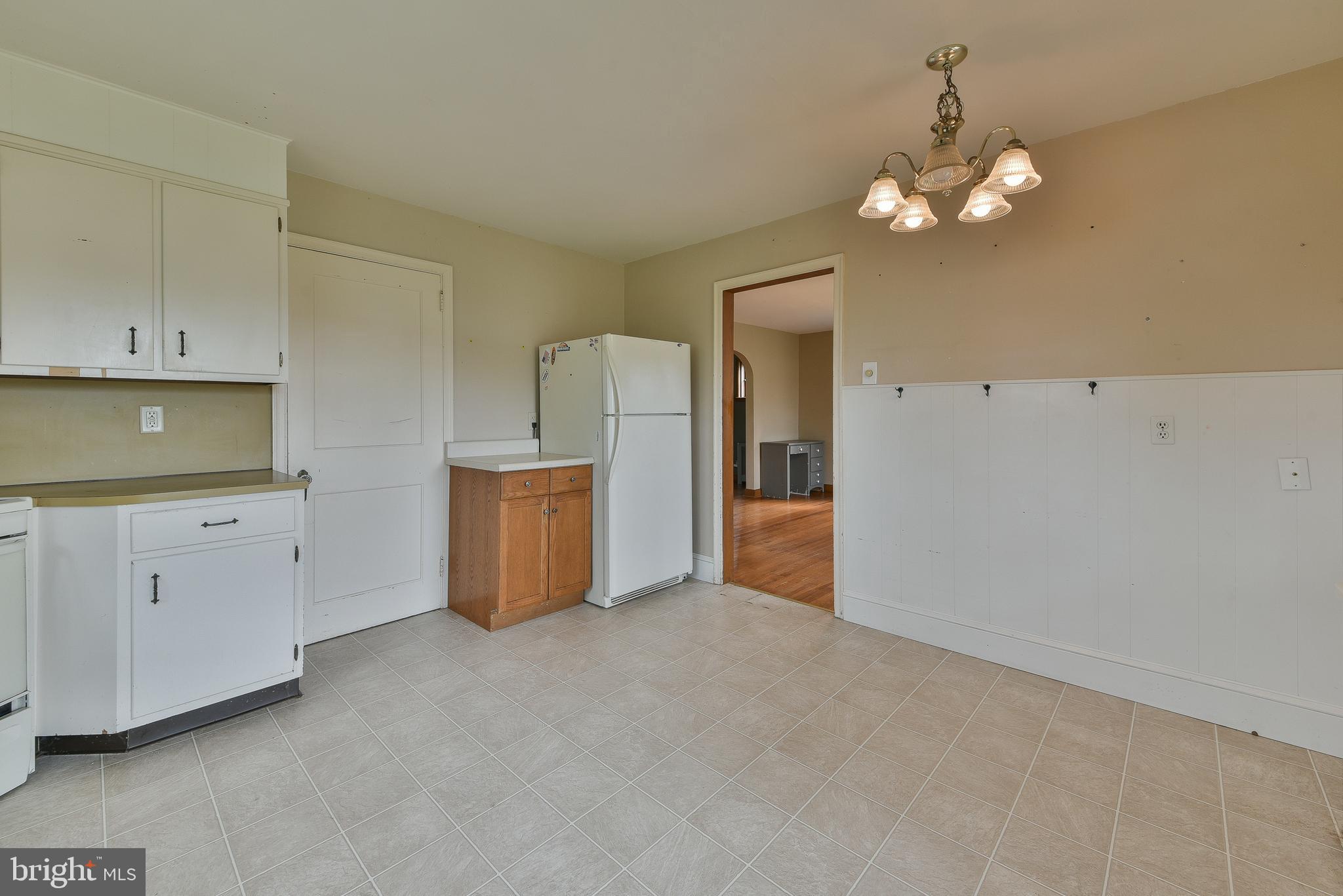 53 West Reliance Road Souderton, PA 18964 - Photo 10 of 24 Eat in Kitchen.