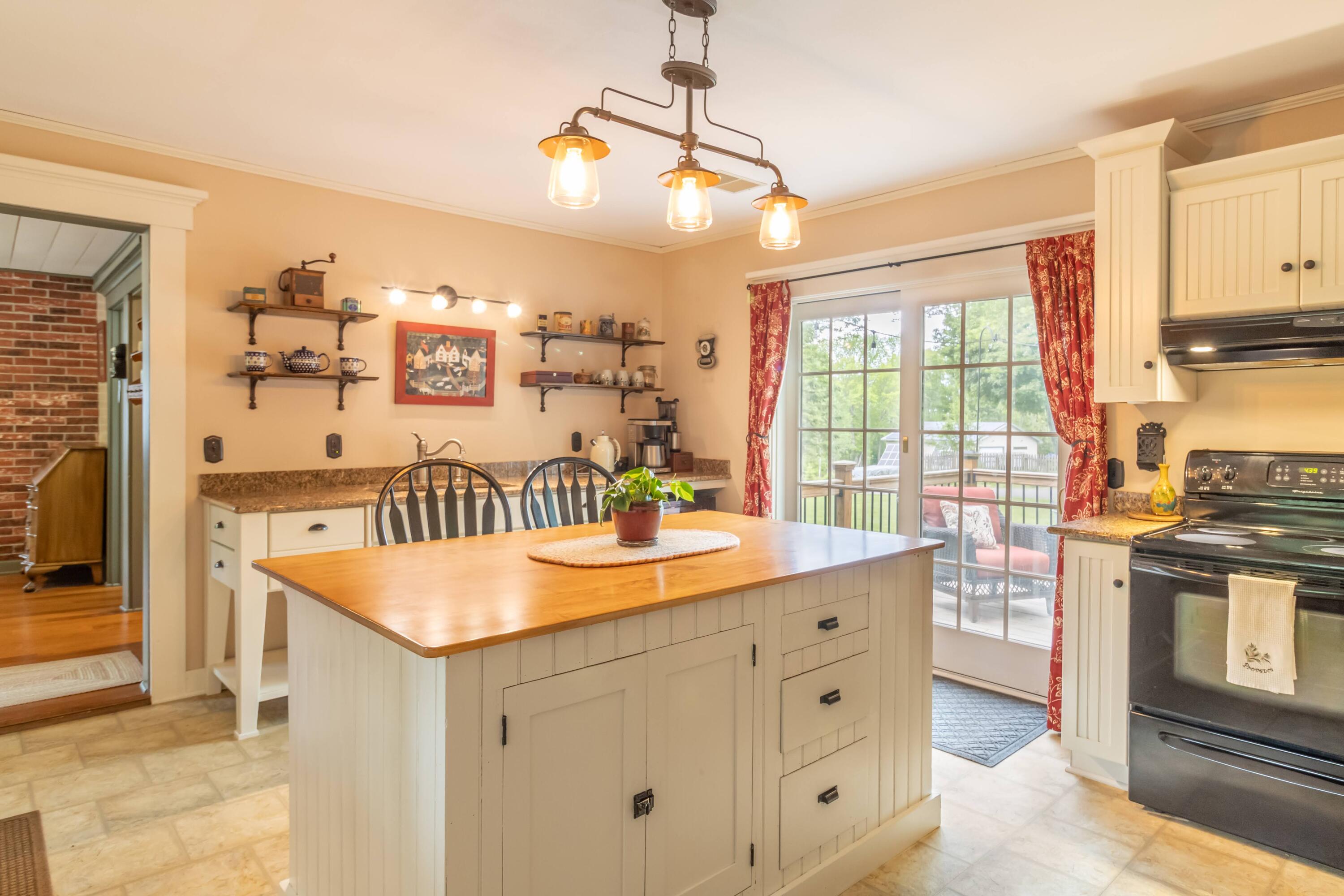 28 Cross Road Orland, ME 04472 - Photo 8 of 50 7