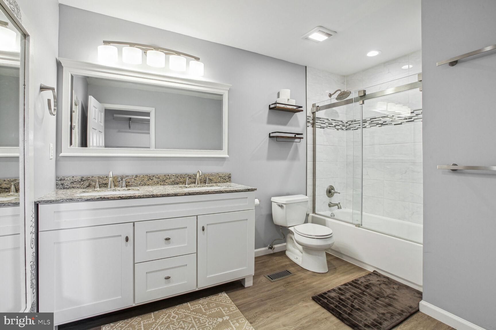 8112 Locust Avenue Rosedale, MD 21237 - Photo 20 of 29 Primary Bathroom
