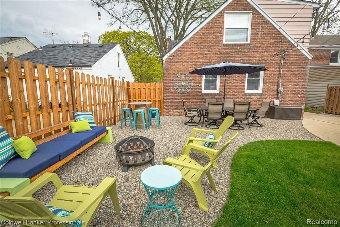 1339 Hampton Road Grosse Pointe, MI 48236 - Photo 29 of 32 592A1759-2.jpeg