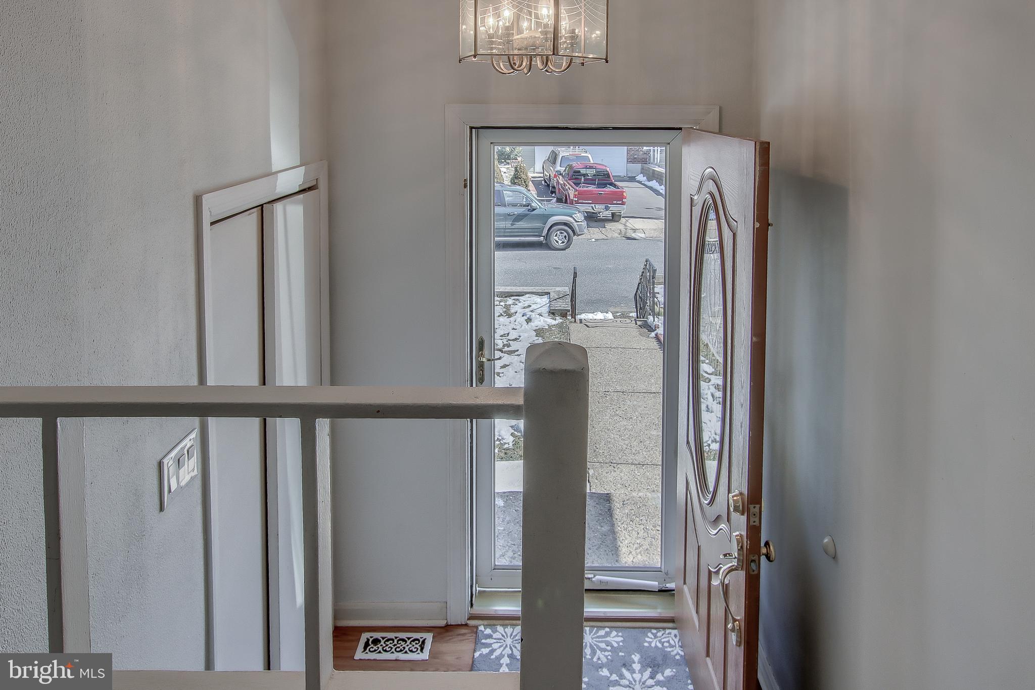 3126 Birch Road Philadelphia, PA 19154 - Photo 18 of 21 Entry Way