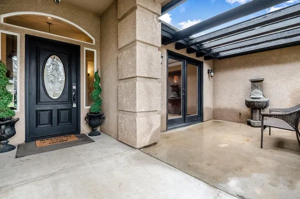 $660,000 | 5417 West Buena Vista Avenue, Visalia, CA 93291