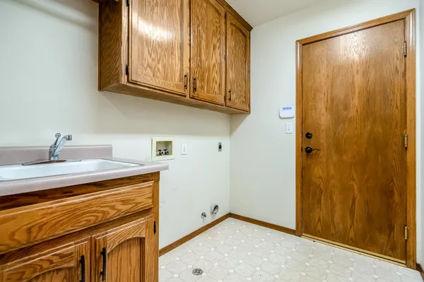 $660,000 | 5417 West Buena Vista Avenue, Visalia, CA 93291