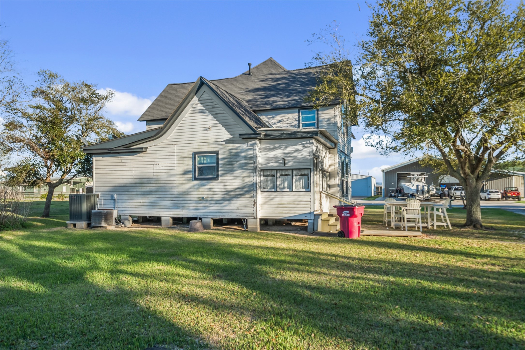 409 Lewis Street Matagorda, TX 77457 - Photo 4 of 35
