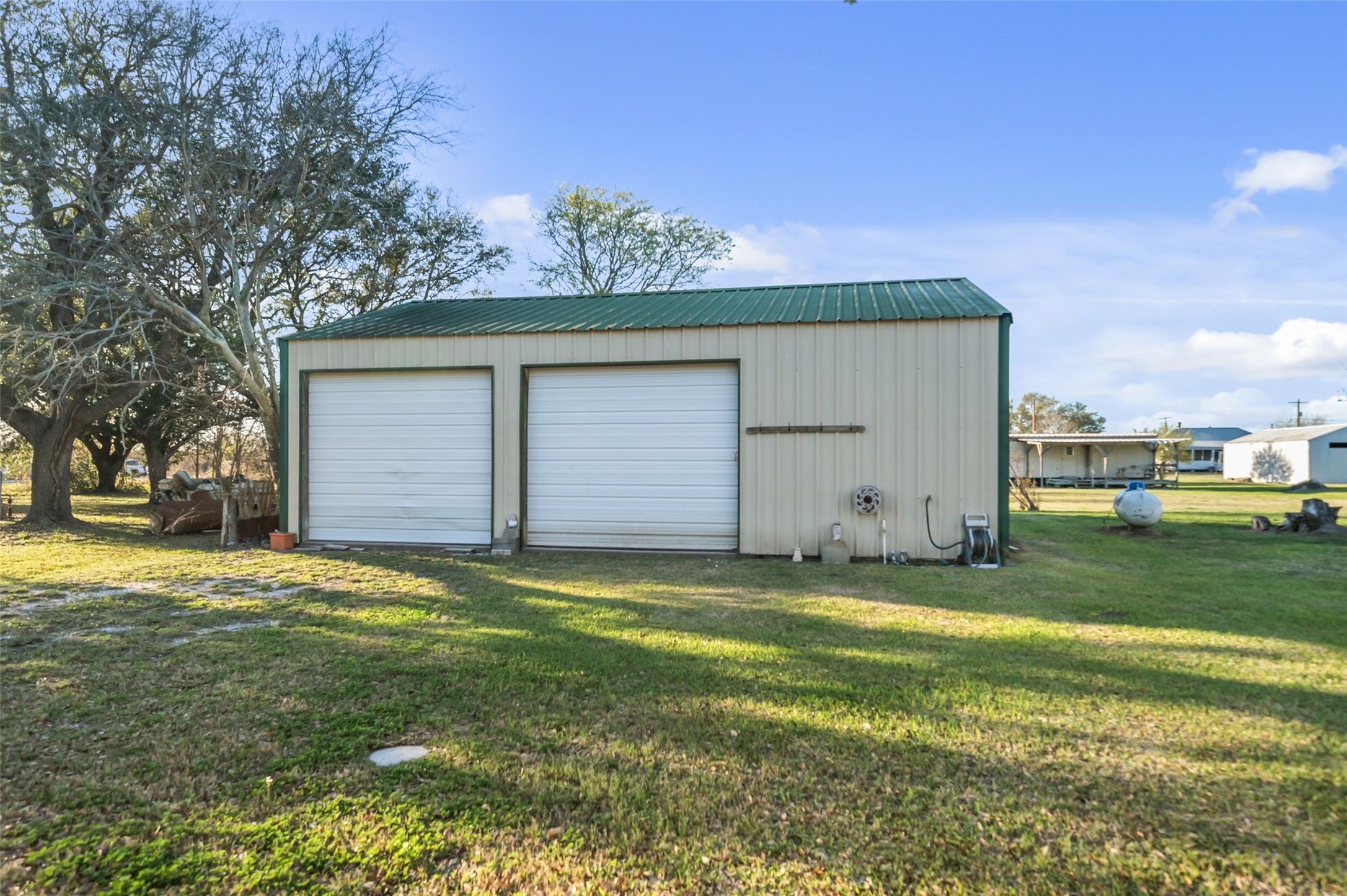 409 Lewis Street Matagorda, TX 77457 - Photo 6 of 35