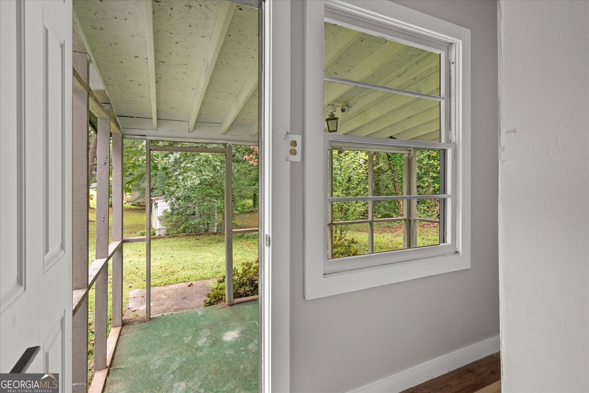 3102 McKenzie Road East Point, GA 30344 - Photo 23 of 31 a view of an entryway
