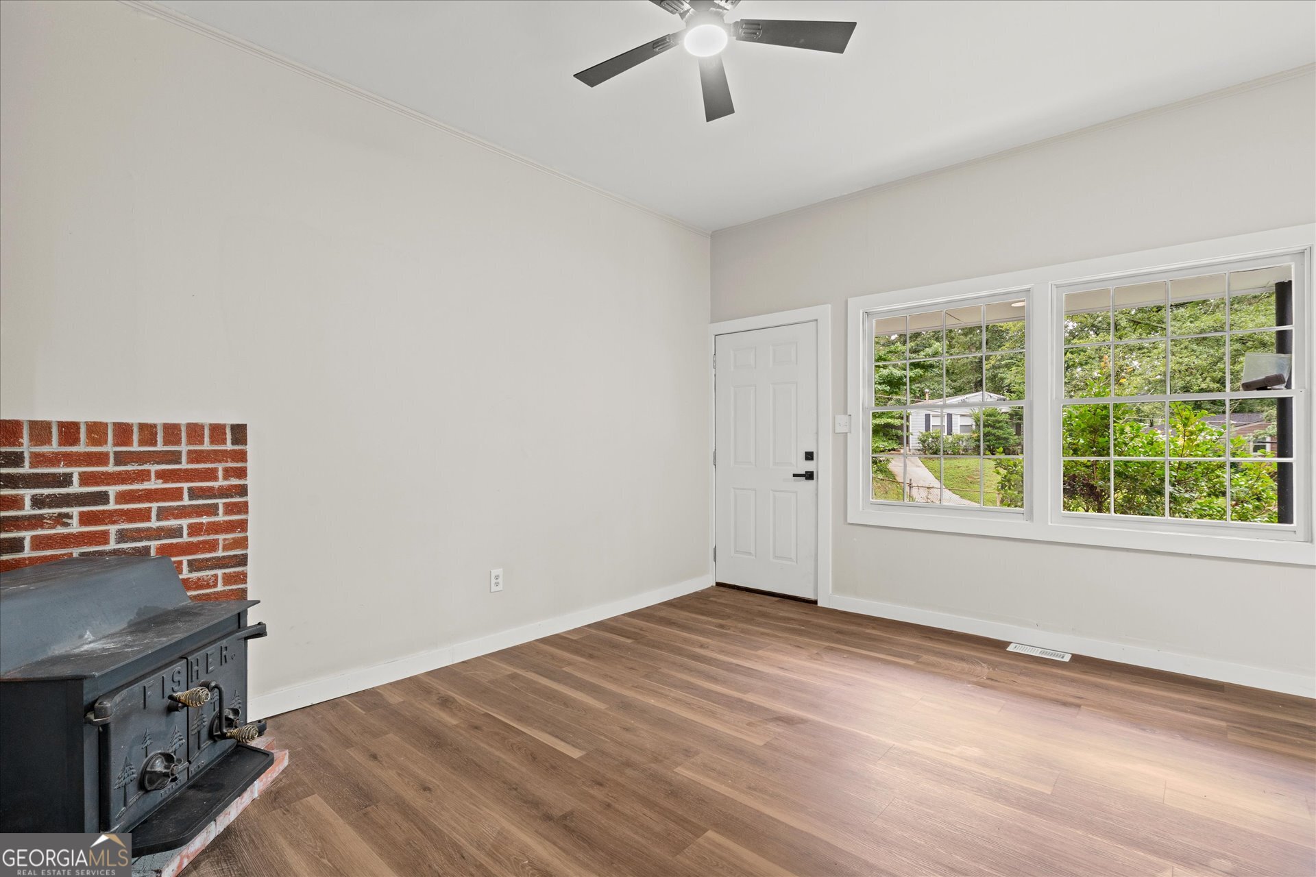 3102 McKenzie Road East Point, GA 30344 - Photo 9 of 31 a view of an empty room with a window