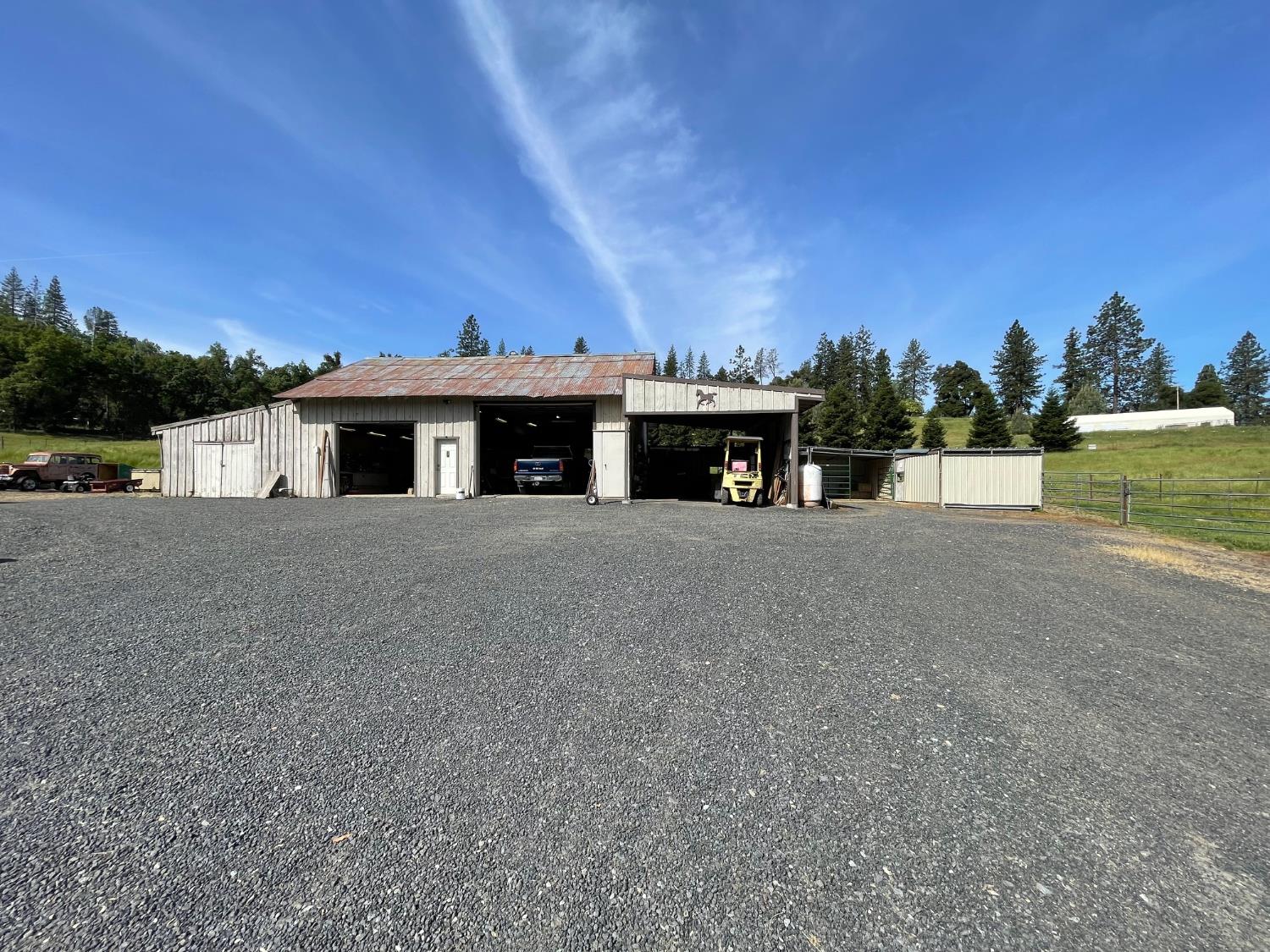 22025 Ferretti Road Groveland, CA 95321 - Photo 35 of 92 Large shop with 200 amp power, 2 power roll up doors & propane heater
