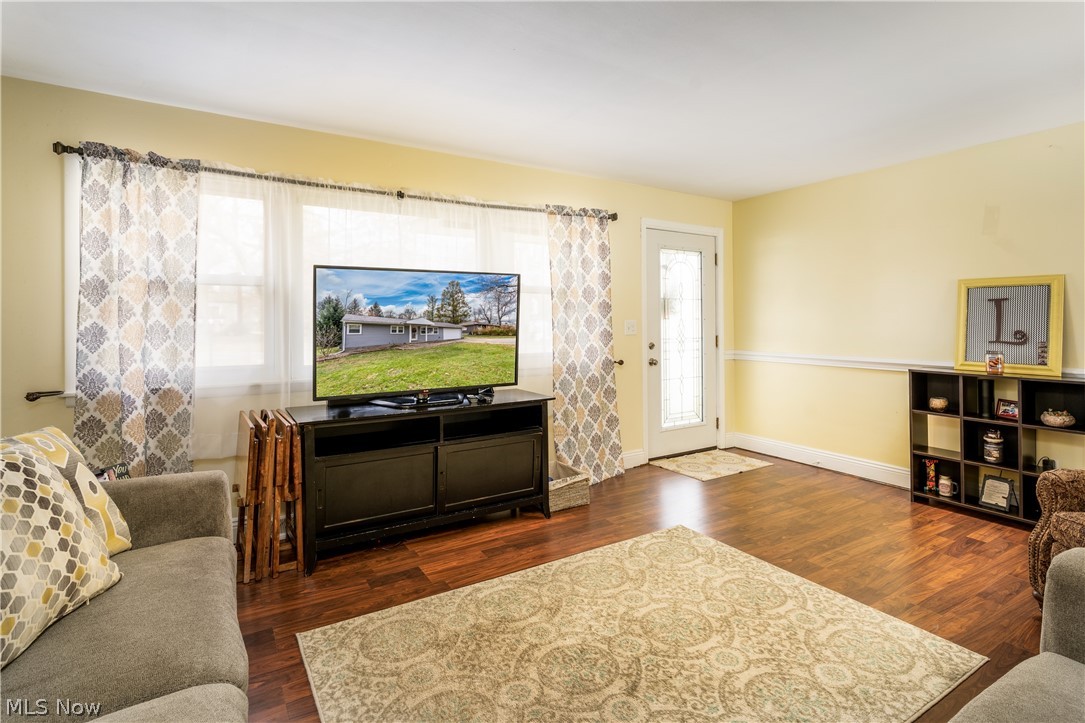 4005 Kirk Road Austintown, OH 44511 - Photo 4 of 25