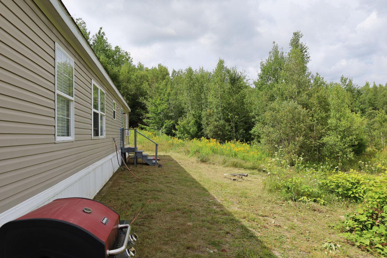 784 Transalpine Road Lincoln, ME 04457 - Photo 3 of 30 1.30