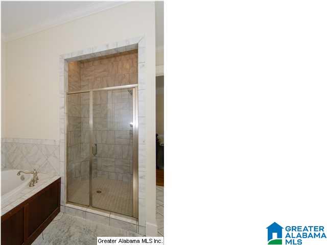 128 East Hawthorne Road Birmingham, AL 35209 - Photo 18 of 32