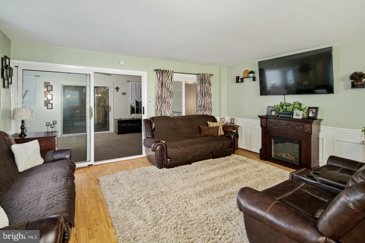 4219 Fairdale Road Philadelphia, PA 19154 - Photo 18 of 33 Gallery Image 18