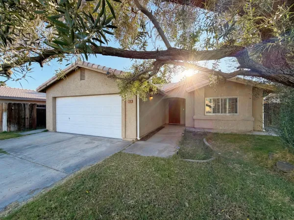 $299,999 | 161 Eunice Circle, Blythe, CA 92225