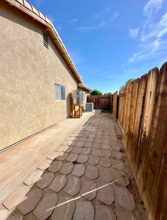 $299,999 | 161 Eunice Circle, Blythe, CA 92225