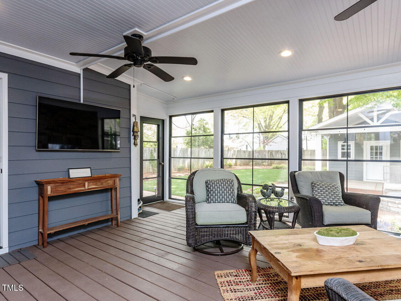 323 Morrison Avenue Raleigh, NC 27608 - Photo 31 of 98 031-1280x960-porch