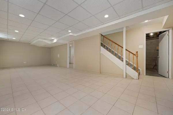 $8,200 | 38 Sheep Hill Road, Riverside, CT 06878