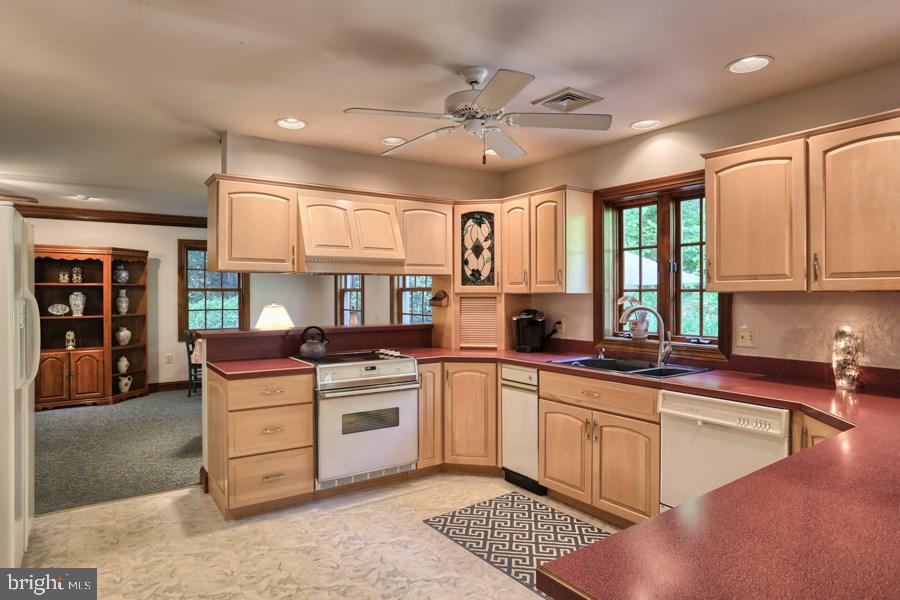 50 Cold Springs Road Dillsburg, PA 17019 - Photo 10 of 25 Gallery Image 10