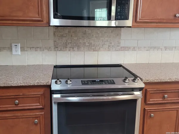 $580,000 | 11-acres Dowdy, Seguin, TX 78155