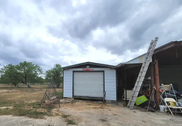 $580,000 | 11-acres Dowdy, Seguin, TX 78155