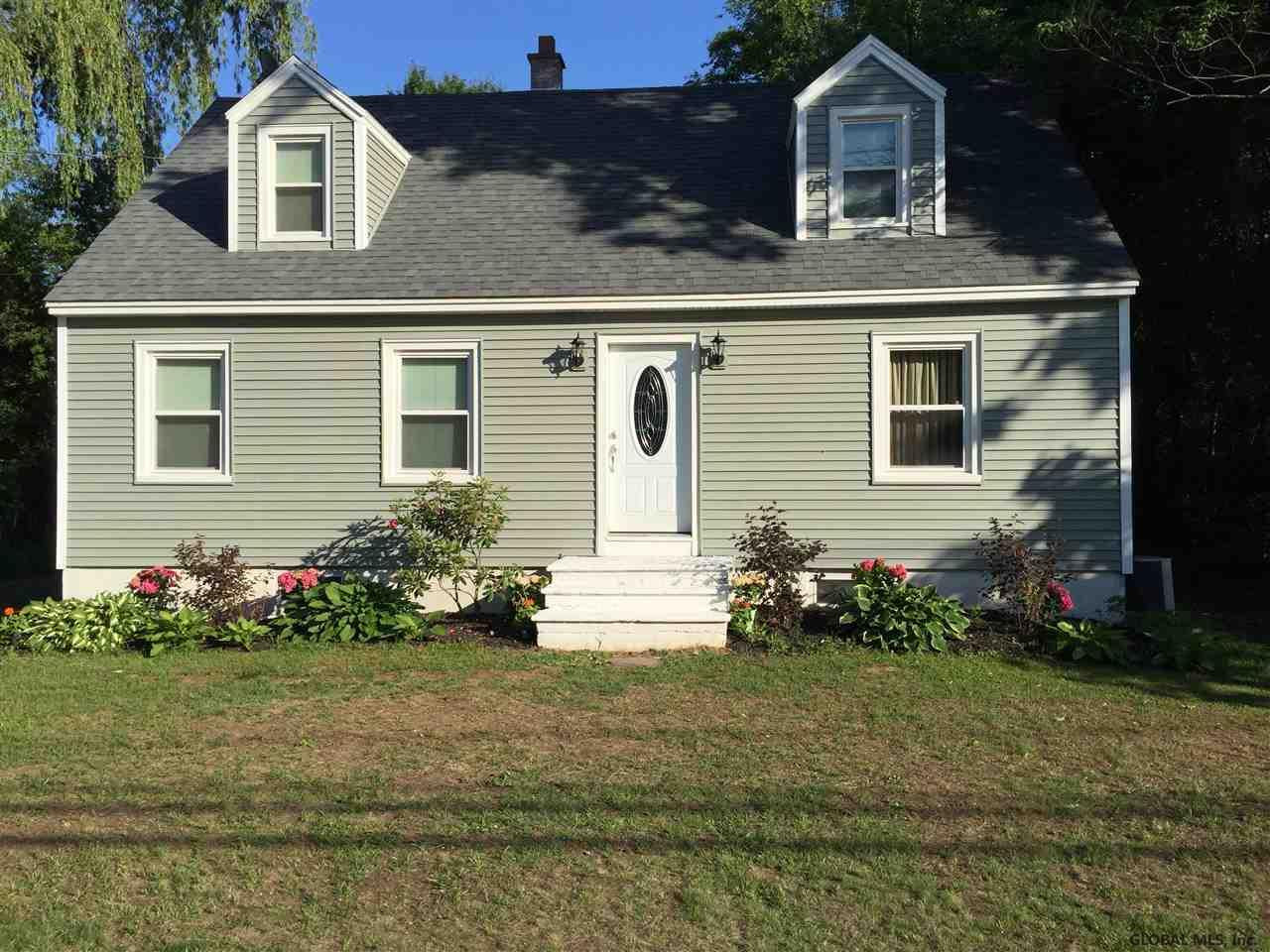 565 Russell Road Bethlehem, NY 12203 - Photo 2 of 22 Photo 2