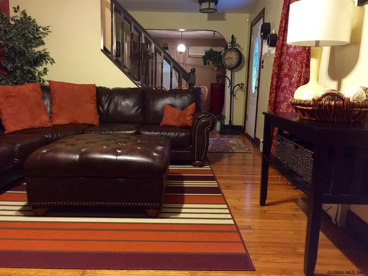 565 Russell Road Bethlehem, NY 12203 - Photo 4 of 22 Photo 4