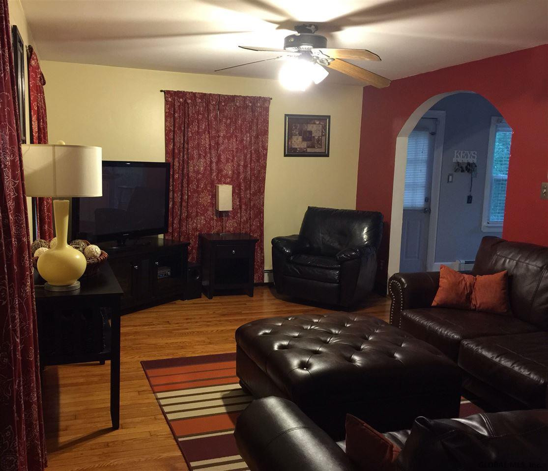 565 Russell Road Bethlehem, NY 12203 - Photo 5 of 22 Photo 5