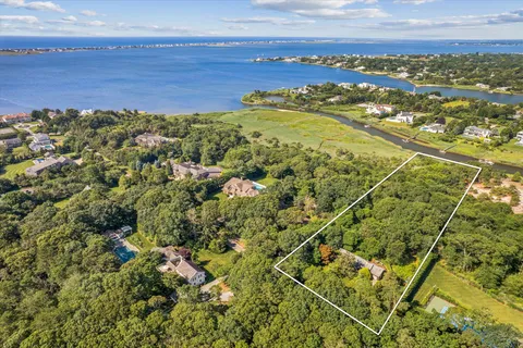 $2,400,000 | 27 Jagger Lane, Westhampton, NY 11977