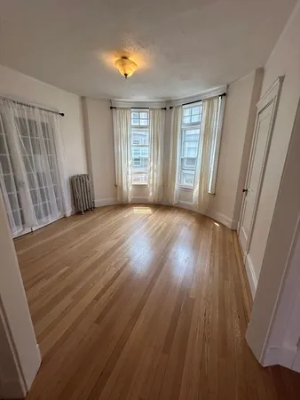 $3,000 | 1675 Beacon Street, Unit B, Brookline, MA 02445