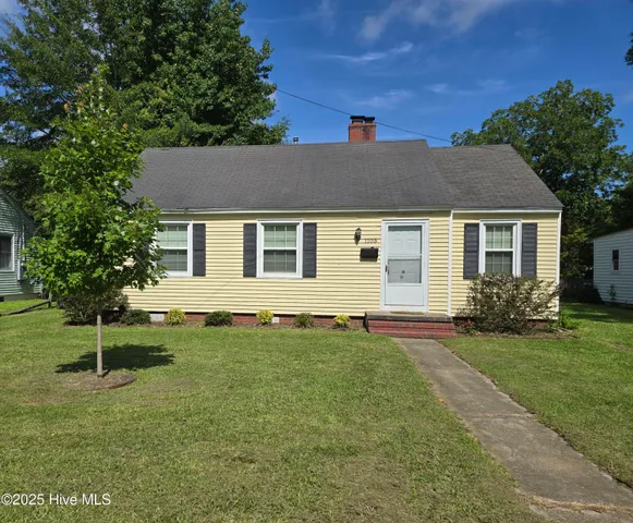$1,500 | 1105 East Williams Circle, Elizabeth City, NC 27909