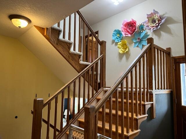 4196 East Evans Creek Road Rogue River, OR 97537 - Photo 11 of 36 a view of entryway