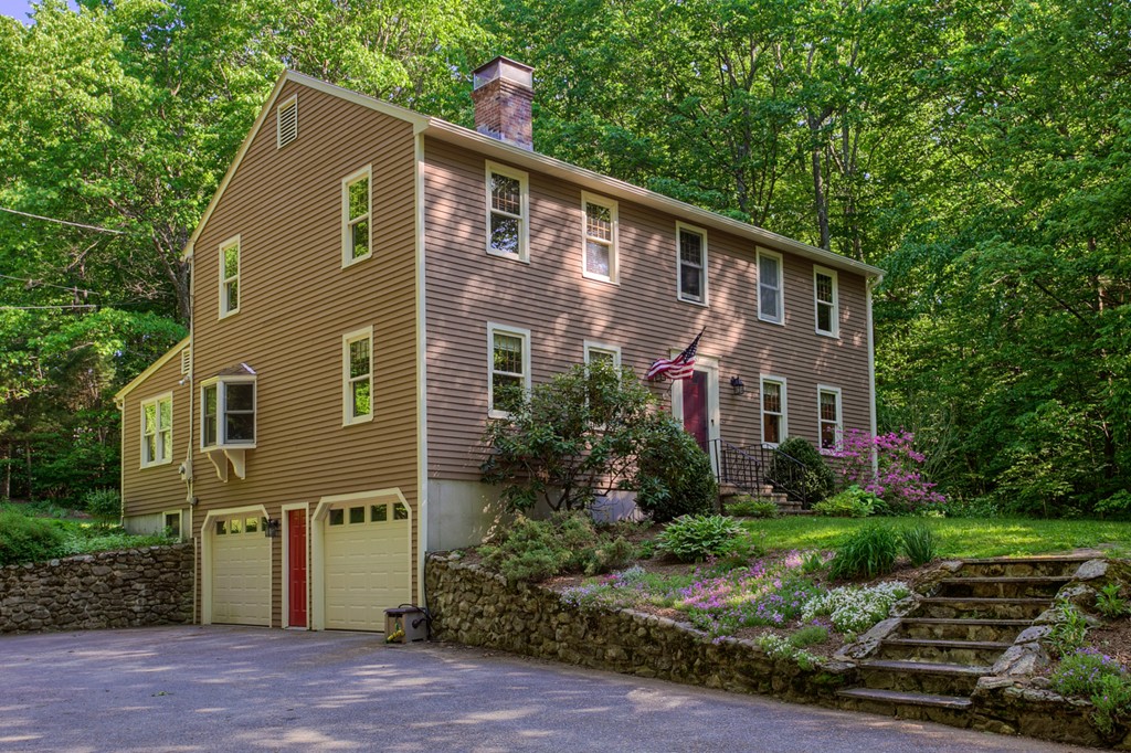 137 North Common Road Westminster, MA 01473 - Photo 3 of 30 Gallery Image 3