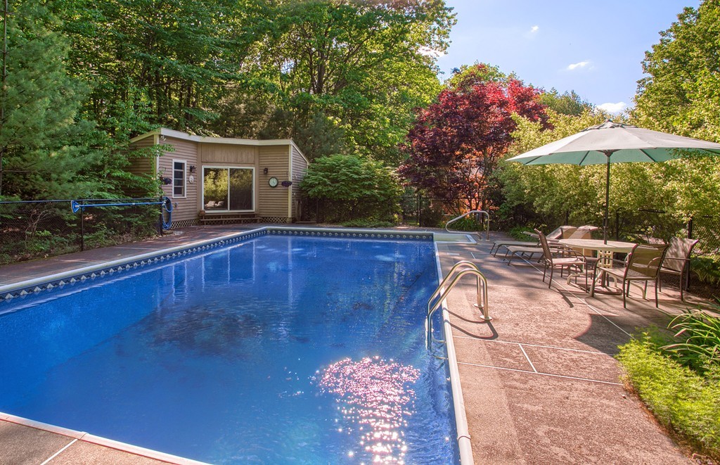 137 North Common Road Westminster, MA 01473 - Photo 5 of 30 Gallery Image 5