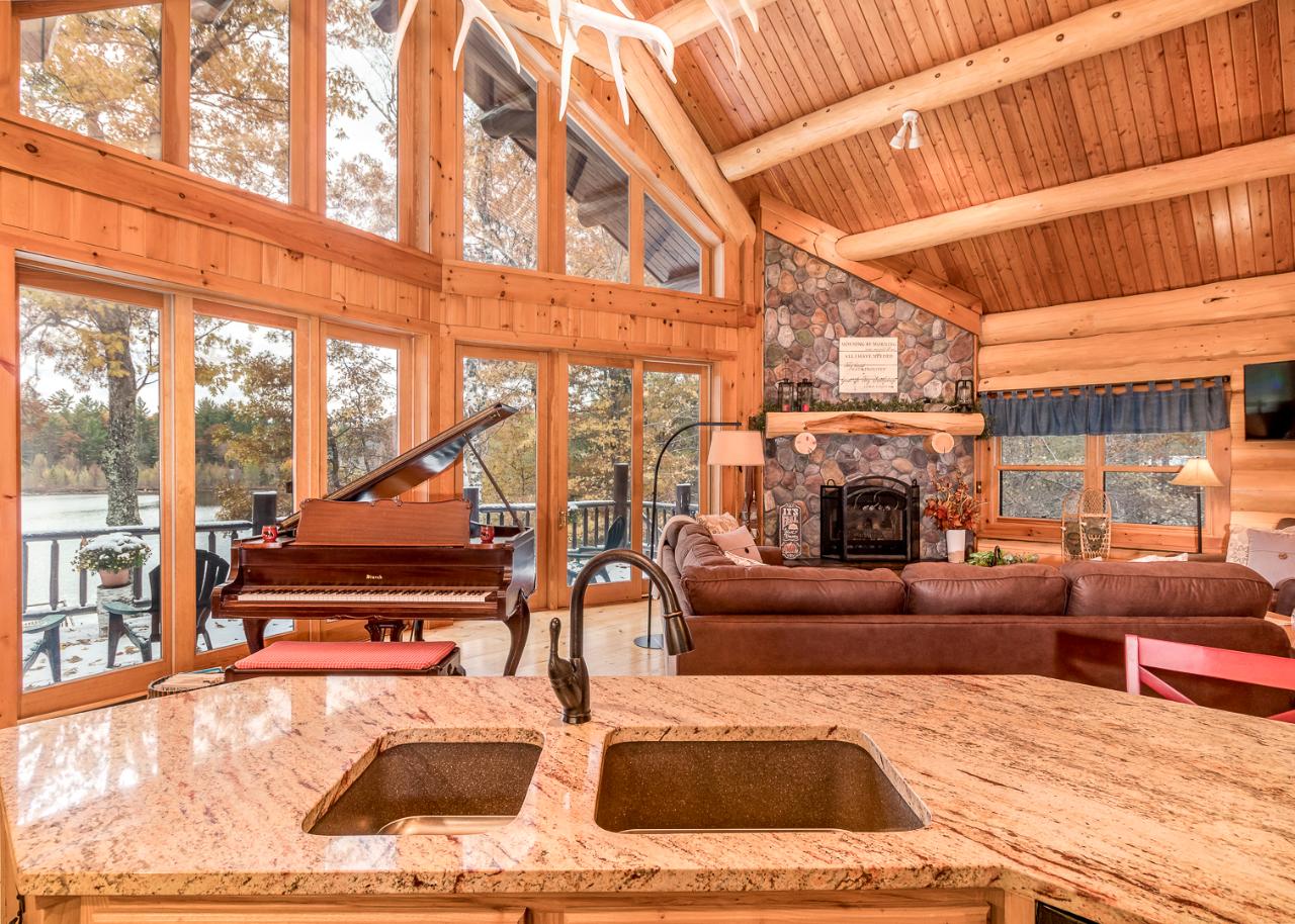 3058 North Carpenter Lake Road Eagle River, WI 54521 - Photo 15 of 31 Gallery Image 15