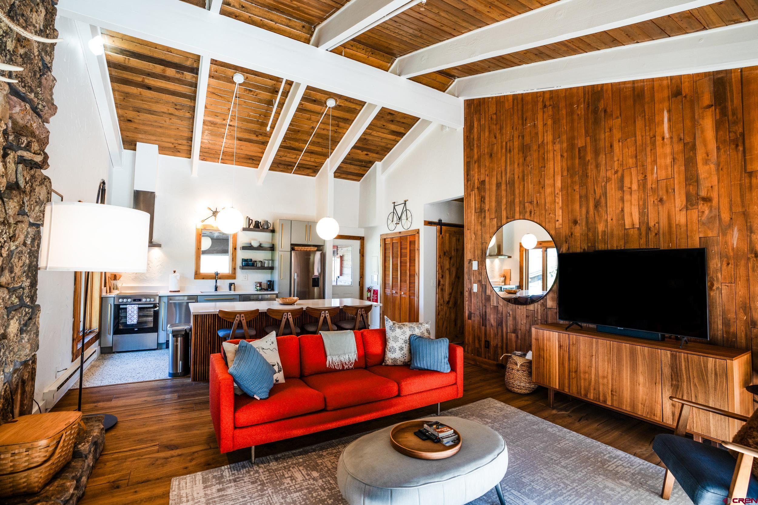 32 Hunter Hill Road, Unit B305 Crested Butte, CO 81225 - Photo 6 of 33 Gallery Image 6