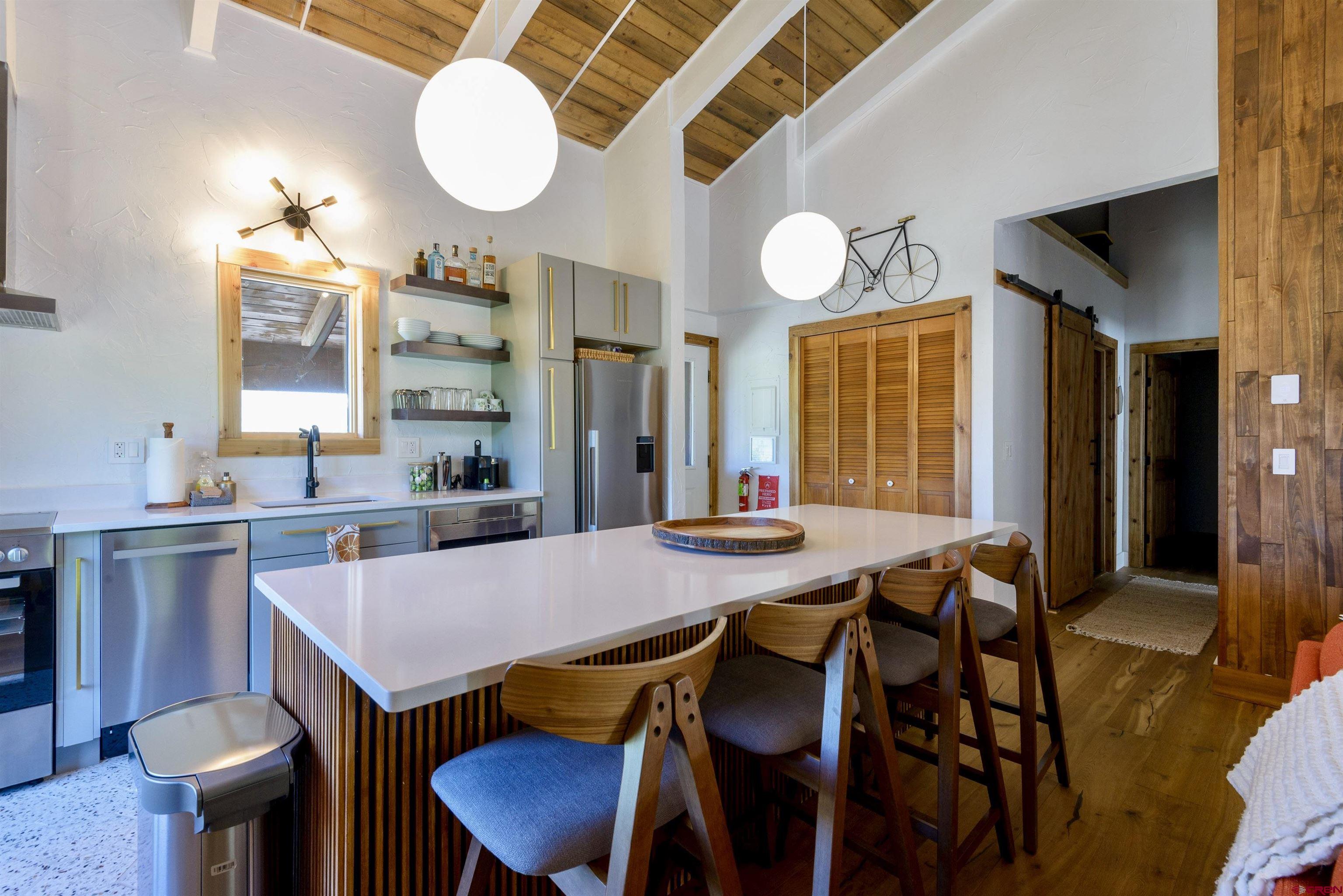 32 Hunter Hill Road, Unit B305 Crested Butte, CO 81225 - Photo 9 of 33 Gallery Image 9