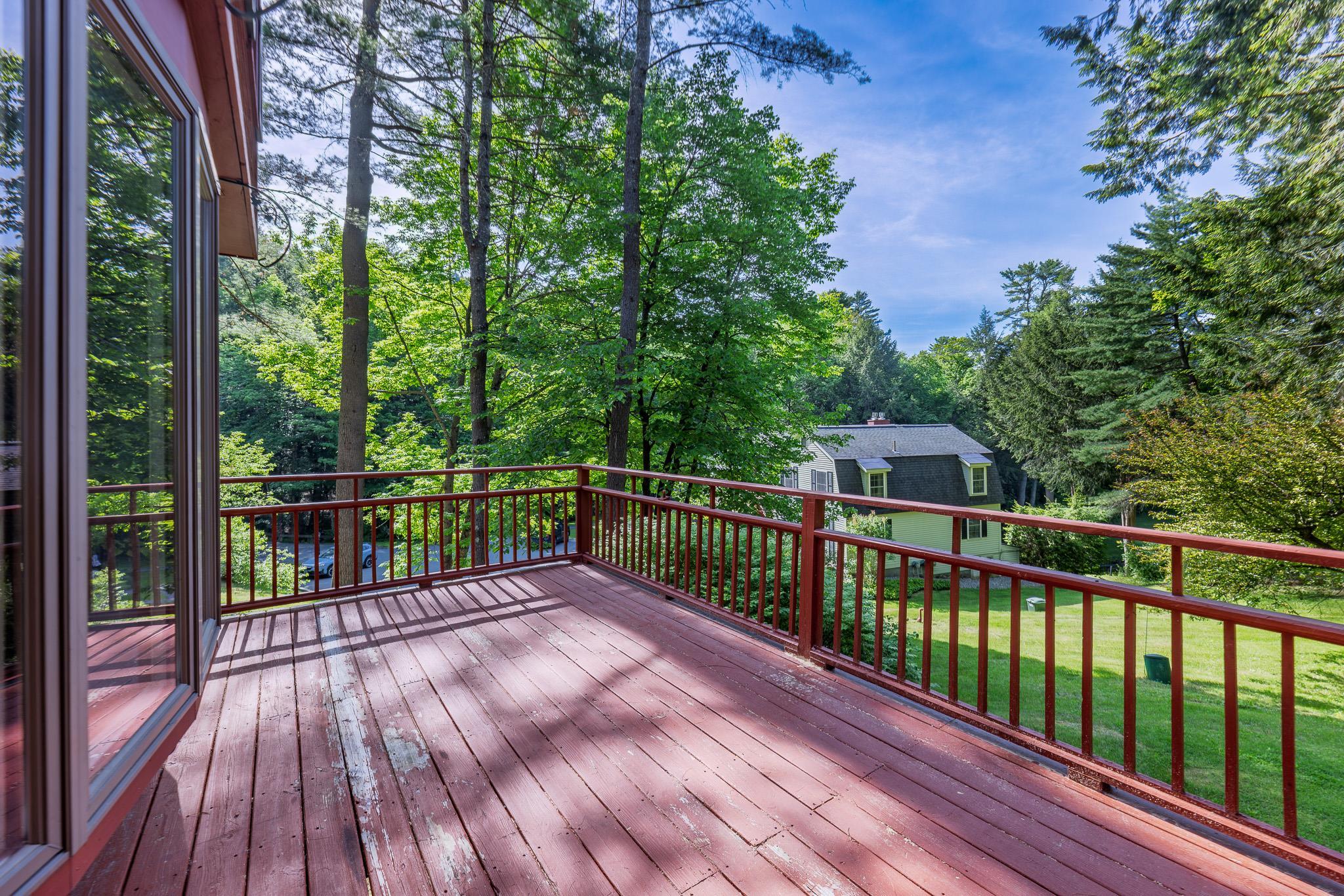 826 Hard Road, Unit B4 Hartford, VT 05059 - Photo 7 of 23