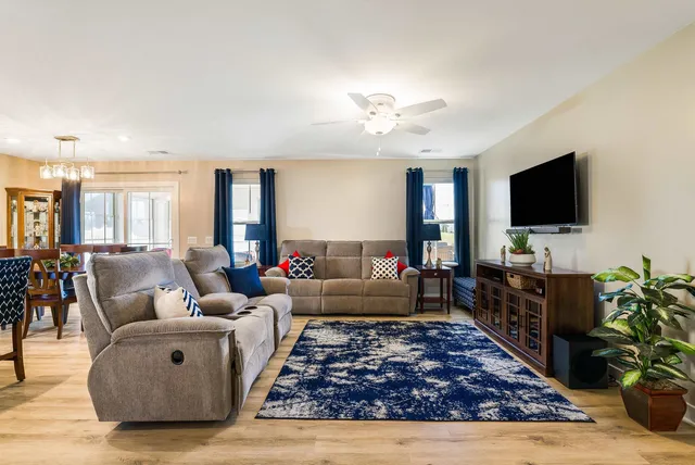 $365,000 | 46 South Peak Drive, McGaheysville, VA 22840