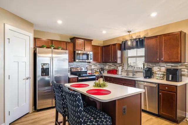 $365,000 | 46 South Peak Drive, McGaheysville, VA 22840