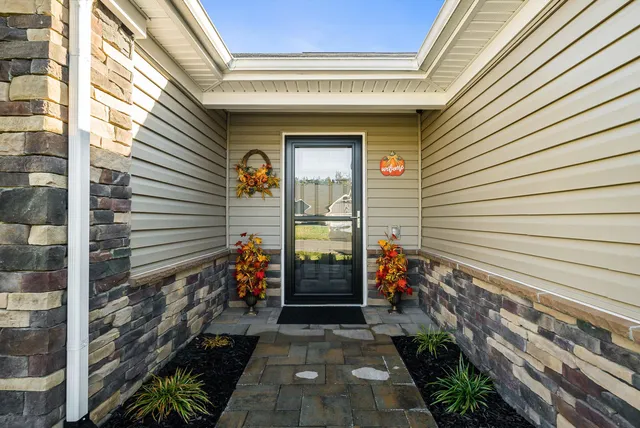 $365,000 | 46 South Peak Drive, McGaheysville, VA 22840