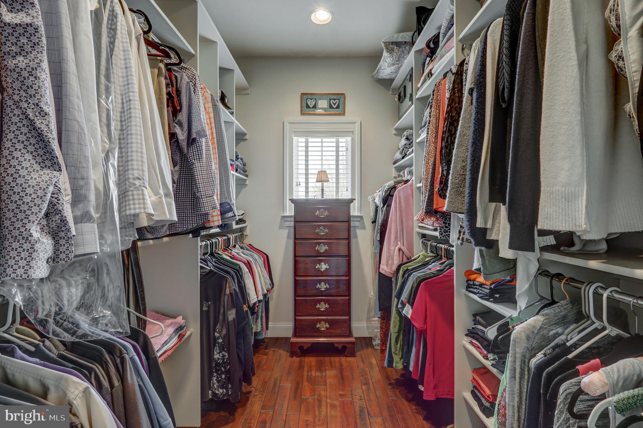 345 Harvest Drive Lititz, PA 17543 - Photo 37 of 112 Walk-in Closet